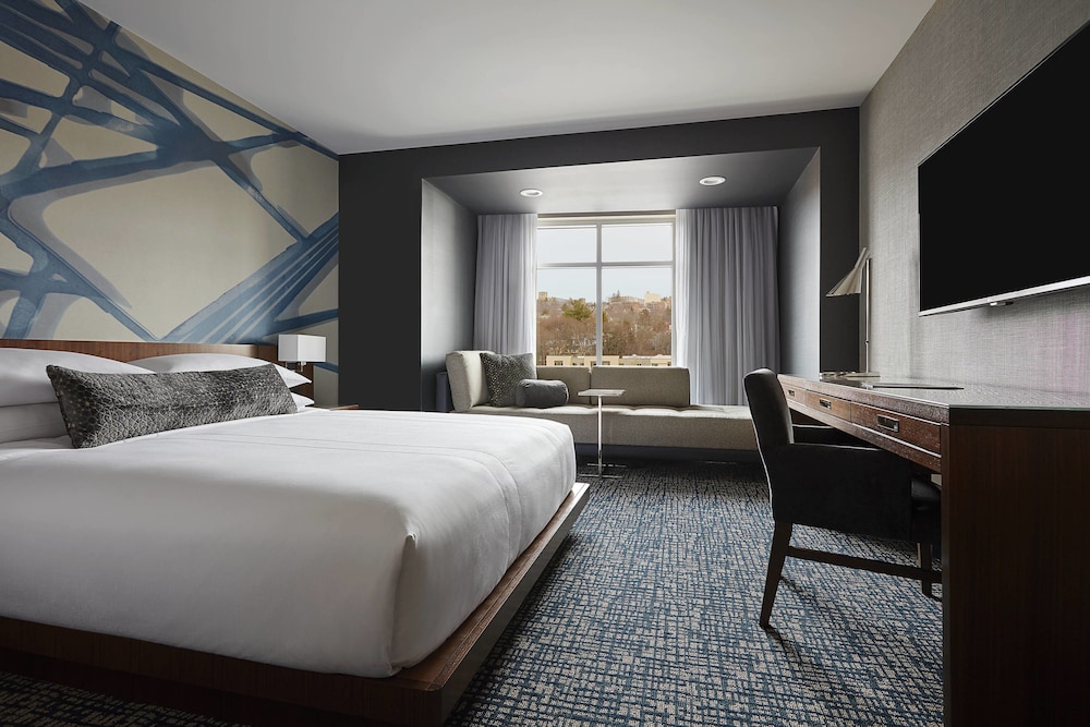 Ithaca Marriott Downtown on the Commons - photo 8