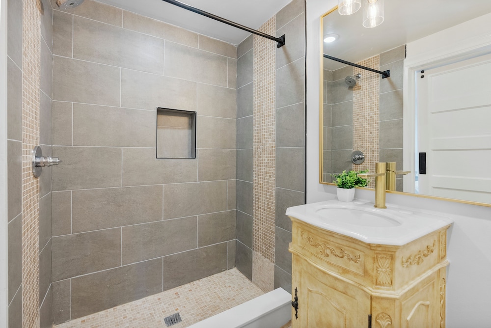1BR Capital Hotel Stay - photo 27