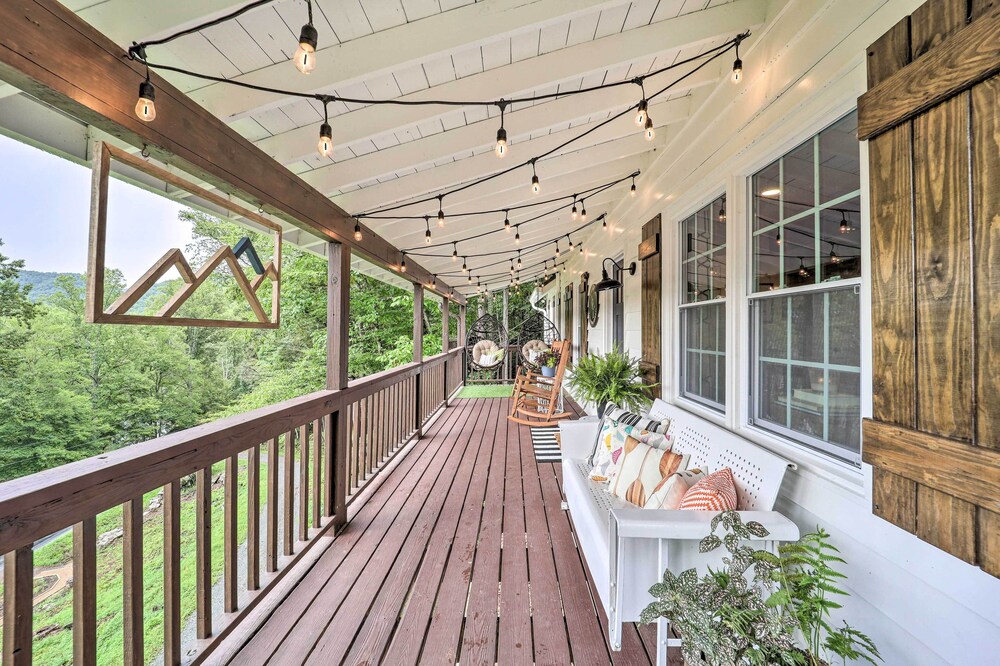 Riverfront Sugar Grove Home Hot Tub And Views 17937329 — Sugar Grove
