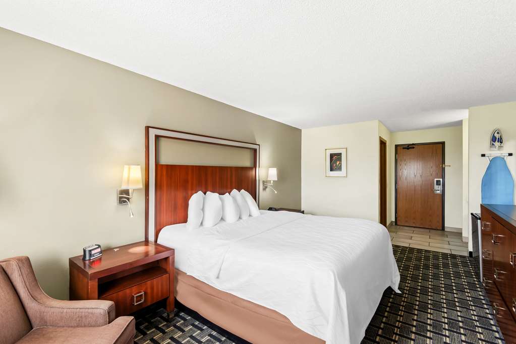 SureStay Hotel by Best Western Manchester - photo 11