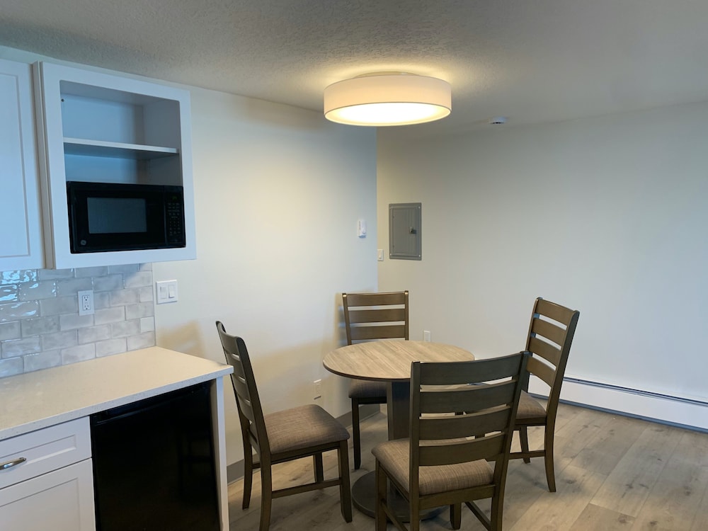 West Beach Suites - photo 64