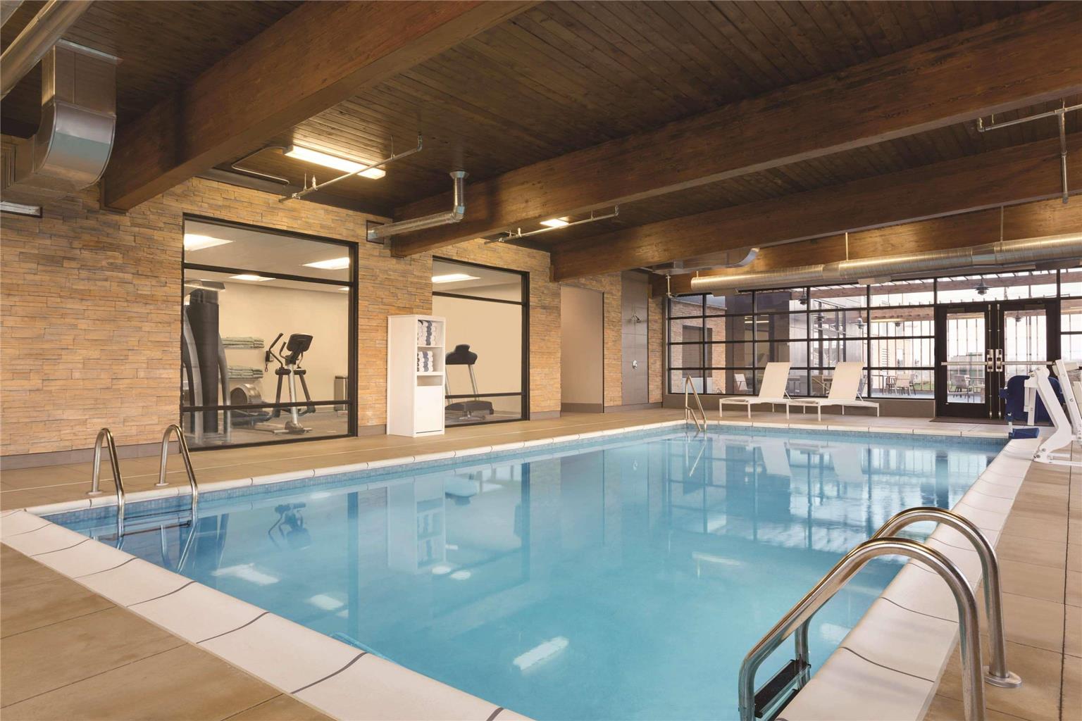 Country Inn & Suites by Radisson Lawrence - photo 11