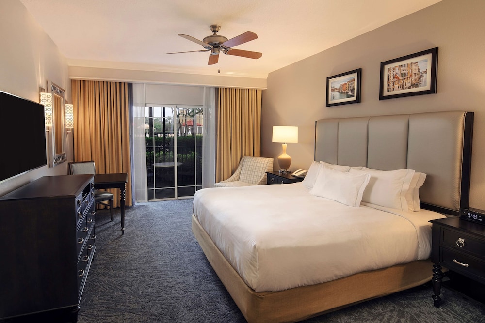 Hilton Grand Vacations Club Tuscany Village Orlando - photo 9