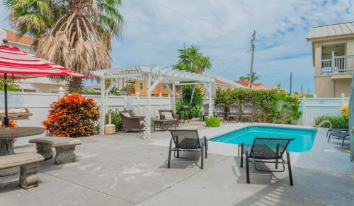Casa Malbec A Walk to Paradise — 4-Star Luxury Hotel in South Padre Island, United States