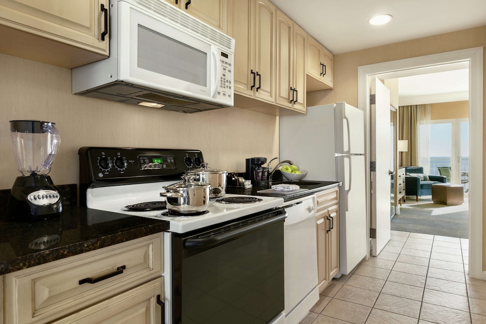 Hilton Ocean City Oceanfront Suites - photo 13