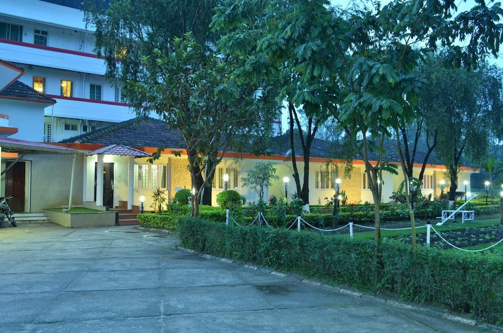 Royal Retreat - carbon neutral hotel in Munnar