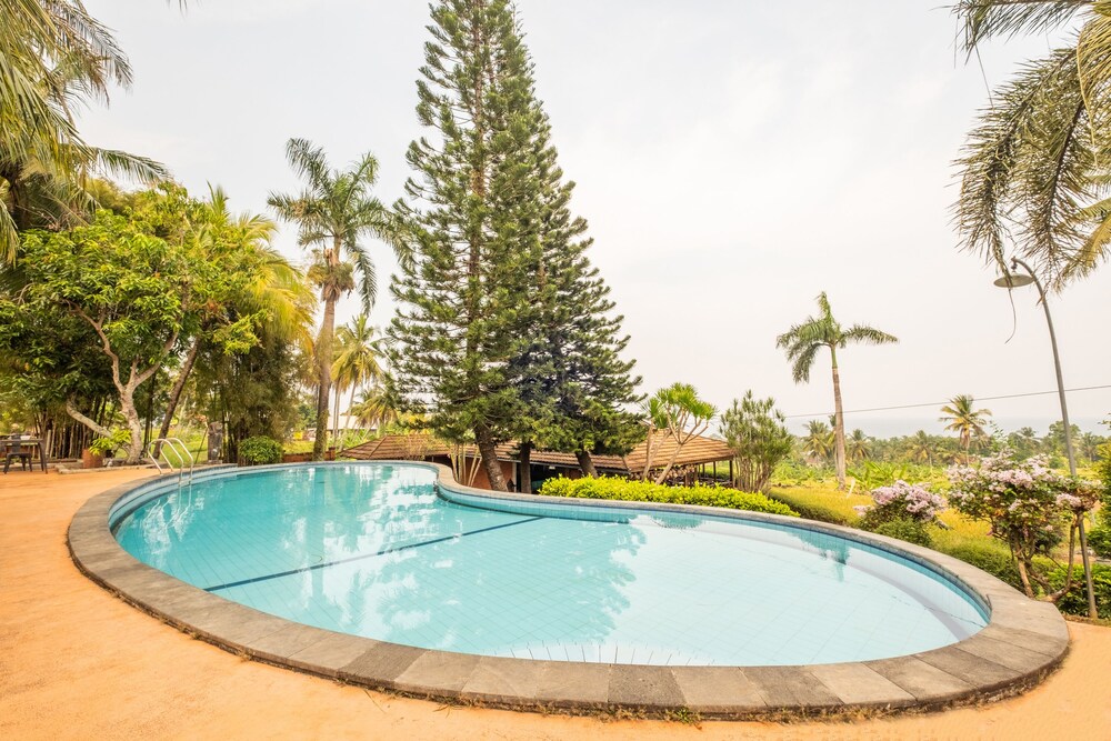 Hotel Lagusa in Cisolok, Indonesia
