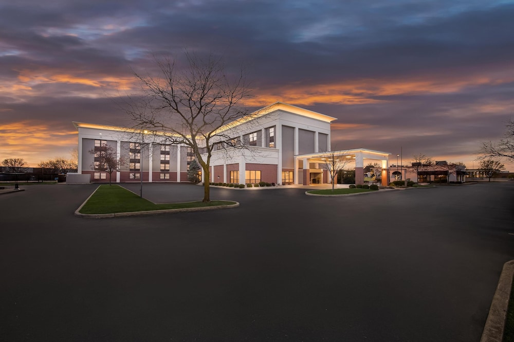 Hampton Inn Toledo South Maumee — hotel in Maumee