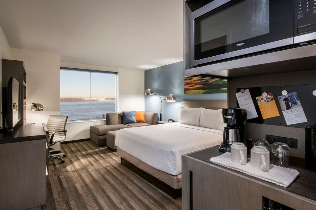 Hyatt House East Moline Quad Cities - photo 18