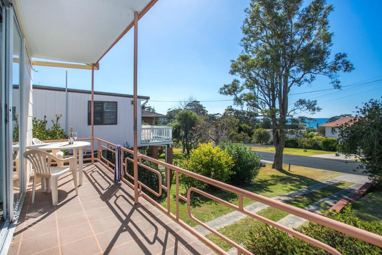 So Close to the Beach 450m to Mollymook surf in Mollymook, Australia