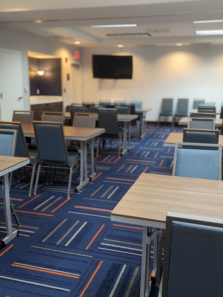 Hampton Inn & Suites Tallahassee I 10 Thomasville Road - photo 64