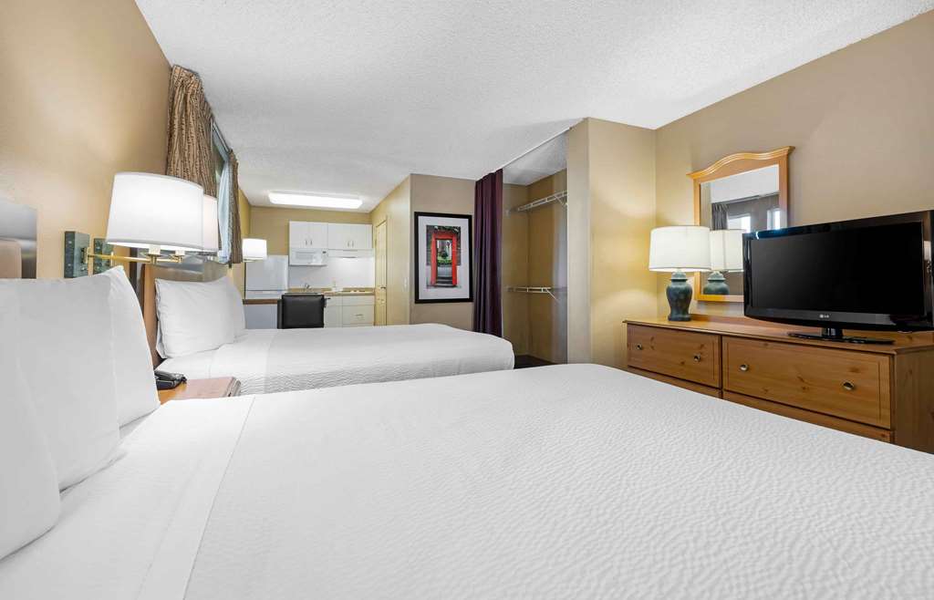 Extended Stay America Suites San Diego Fashion Valley - photo 21