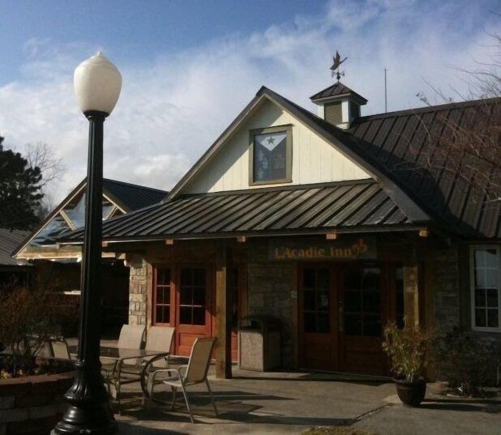 L'acadie Inn & Rv Park - photo 2