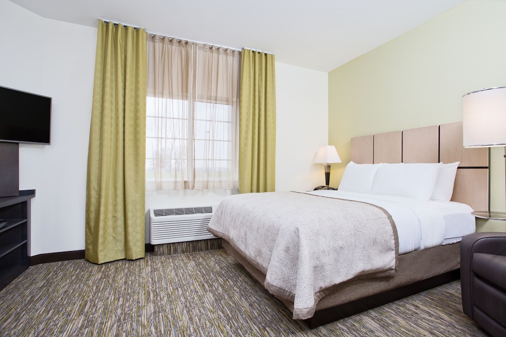 Candlewood Suites Fort Campbell Oak Grove an IHG Hotel - photo 4