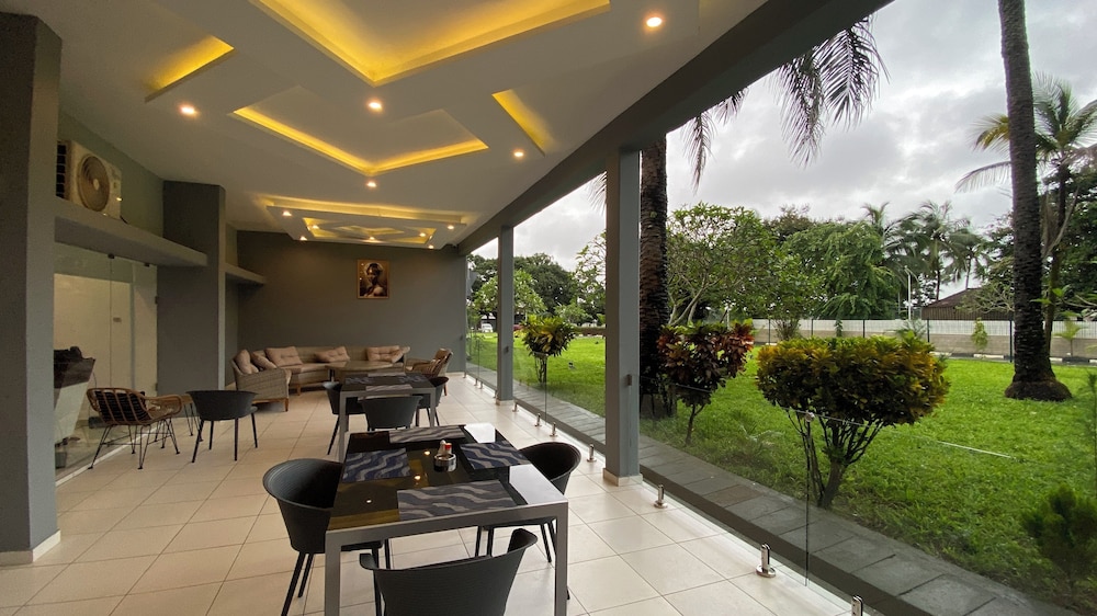 Lai hotel SL in Freetown, Sierra Leone