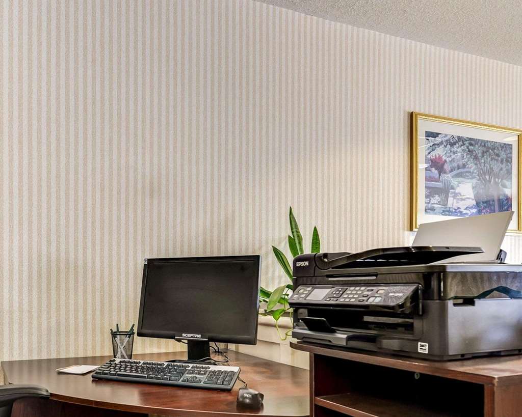 Quality Inn Spring Mills Martinsburg North - photo 26