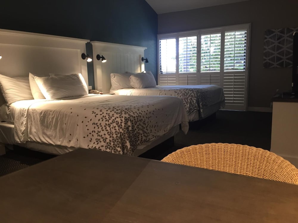 Pacific Shores Inn on Pacific Beach - photo 17