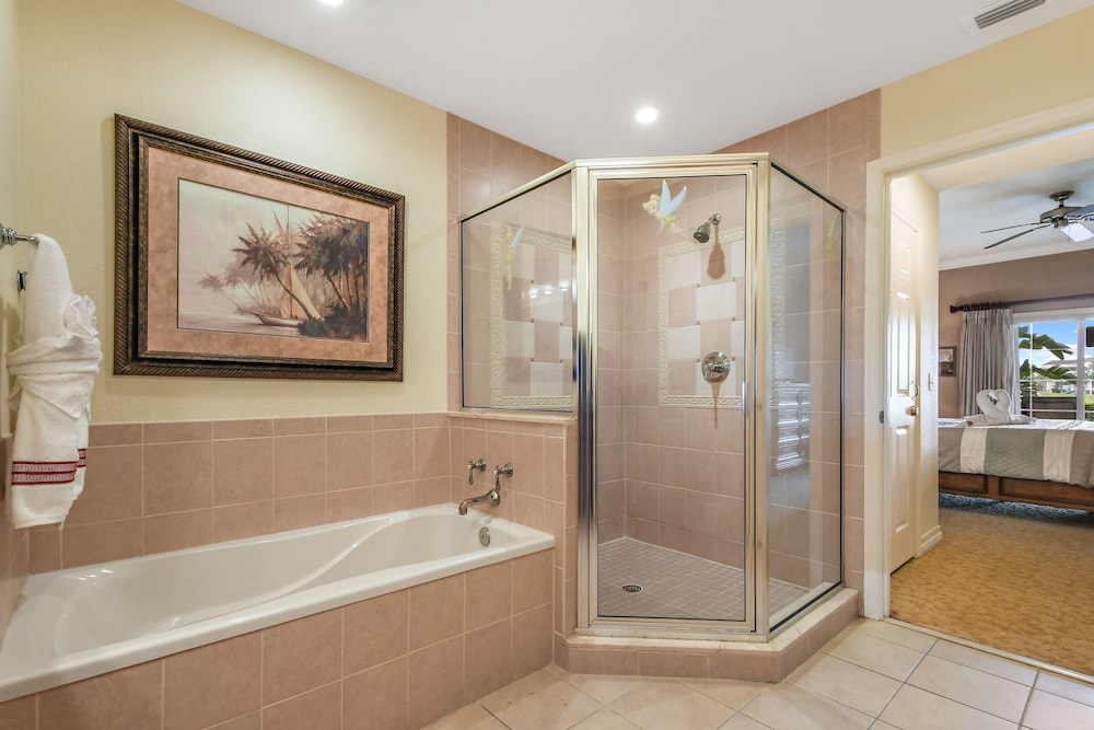 5 Star Resort Luxury Villa Very Close To Disney 3 Bedroom Villa by RedAwning - photo 20