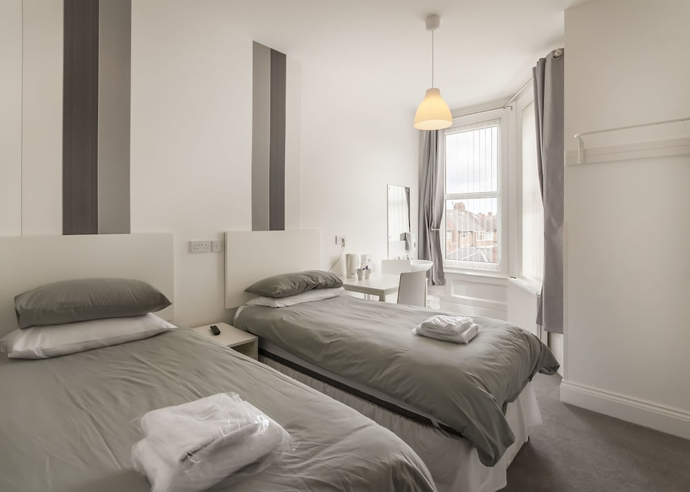 Kingswood — 4-Star Luxury Hotel in Stockton-On-Tees, United Kingdom