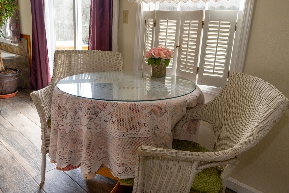 The Chimney Rock Inn & Cottages - photo 17