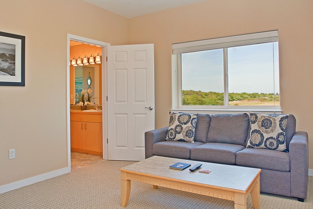 Outlook Condos at Oyhut Bay Resort - photo 13