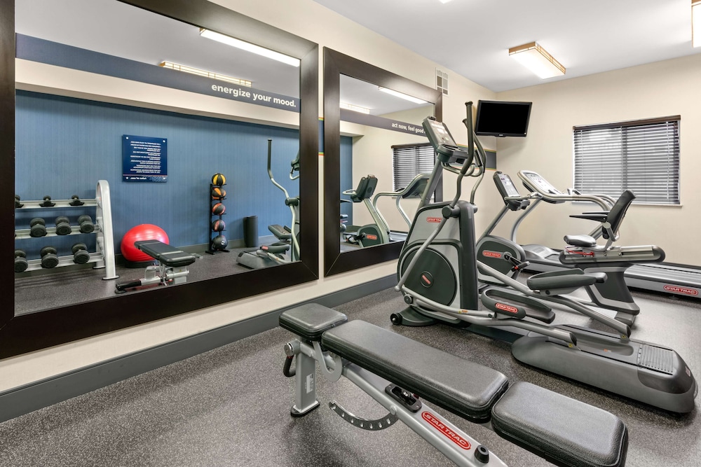 Hampton Inn & Suites Burlington - photo 24