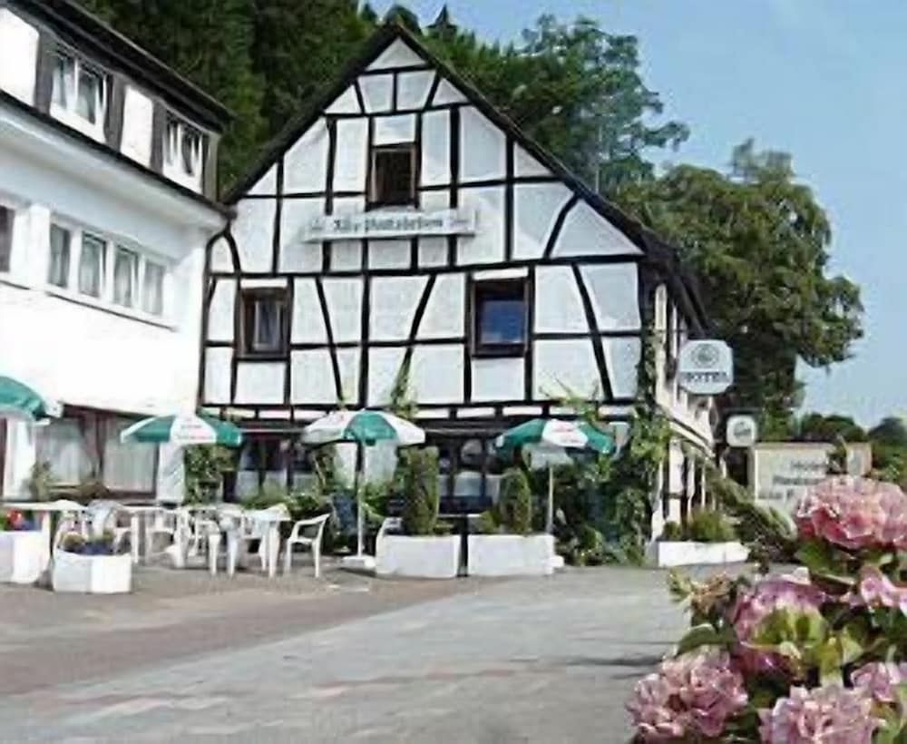 Hotel Alte Poststation — Overath