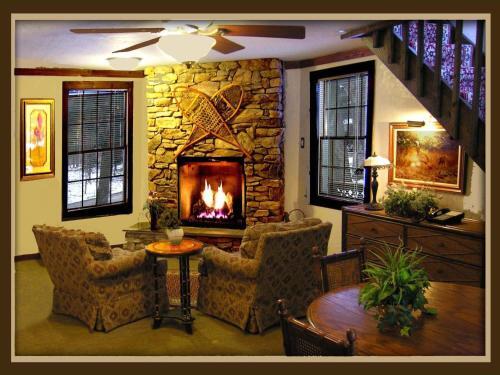 Inn at Lake Joseph - photo 6