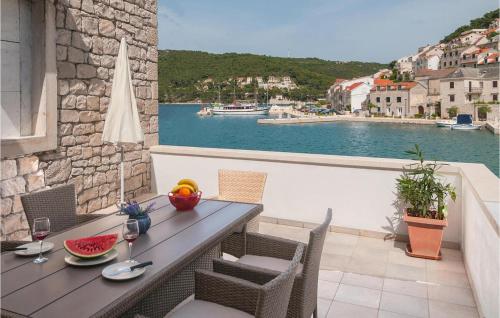 Gorgeous Home In Pucisca With Wifi — 4-Star Luxury Hotel in Pucisca, Croatia