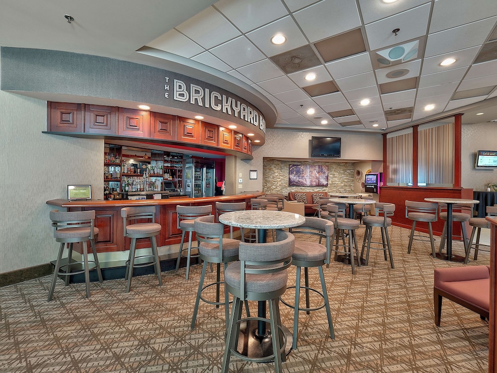 DoubleTree by Hilton Hotel Bloomington - photo 68