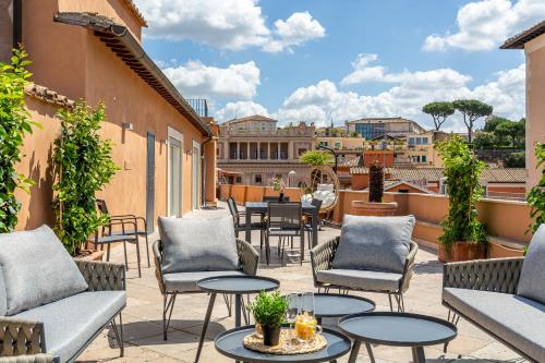 Iflat Luxury Penthouse Near Trevi Fountain — 4-Star Luxury Hotel in Rome, Italy