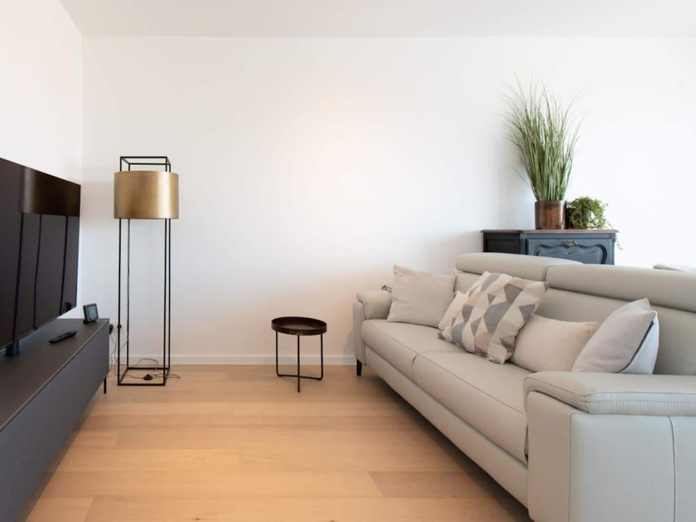 Apartment in Ostend Near Marina & Park — 4-Star Luxury Hotel in Ostend, Belgium
