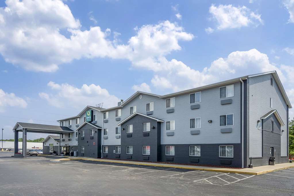 Quality Inn & Suites Delaware South in Delaware, United States