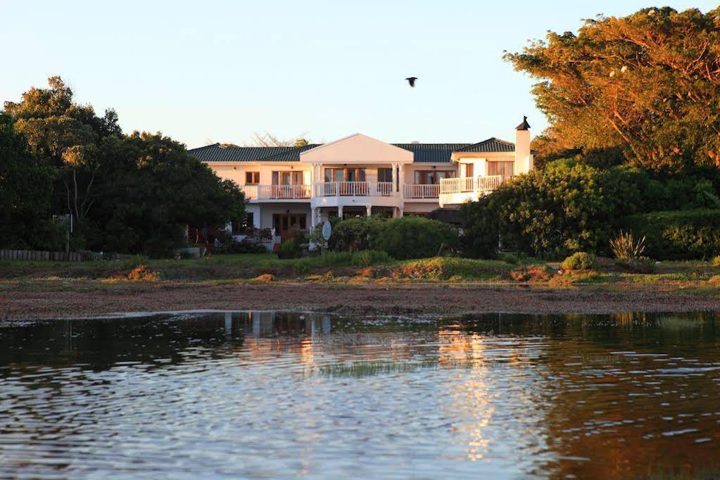 Waterfront Lodge — 4-Star Luxury Hotel in Knysna, South Africa