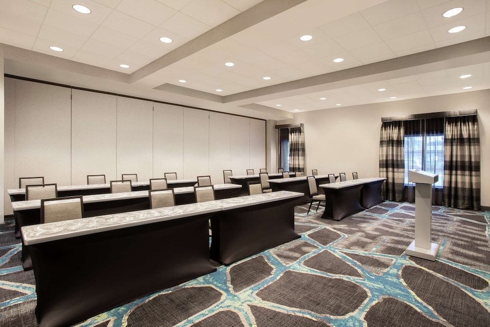 Embassy Suites by Hilton Orlando Airport - photo 45