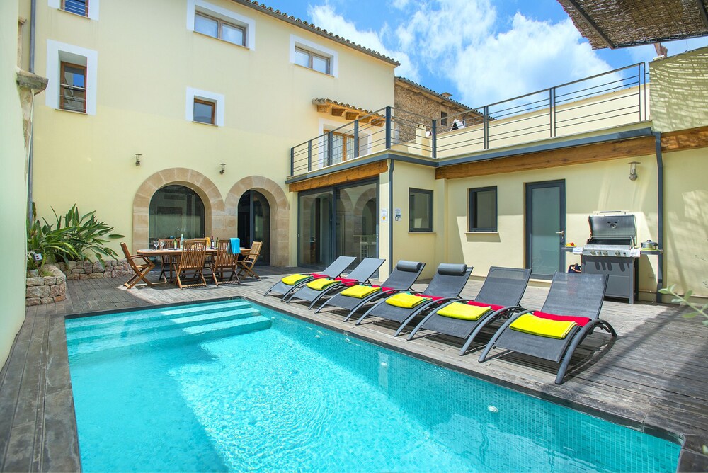 Villa Álvarez — 4-Star Luxury Hotel in Pollenca, Spain
