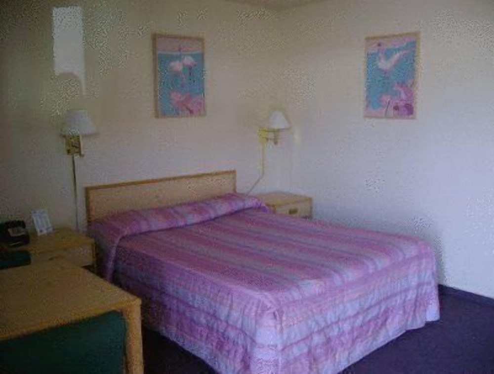 Motel 7 Rawlins - photo 16
