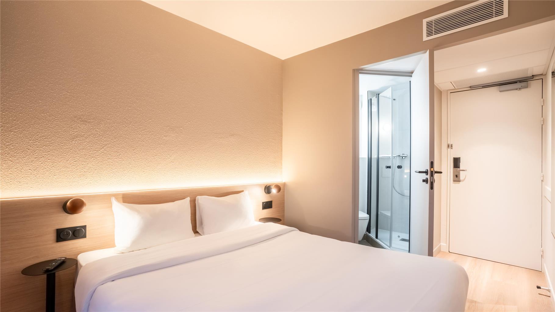 Kyriad Eco Suresnes La Defense — Suresnes