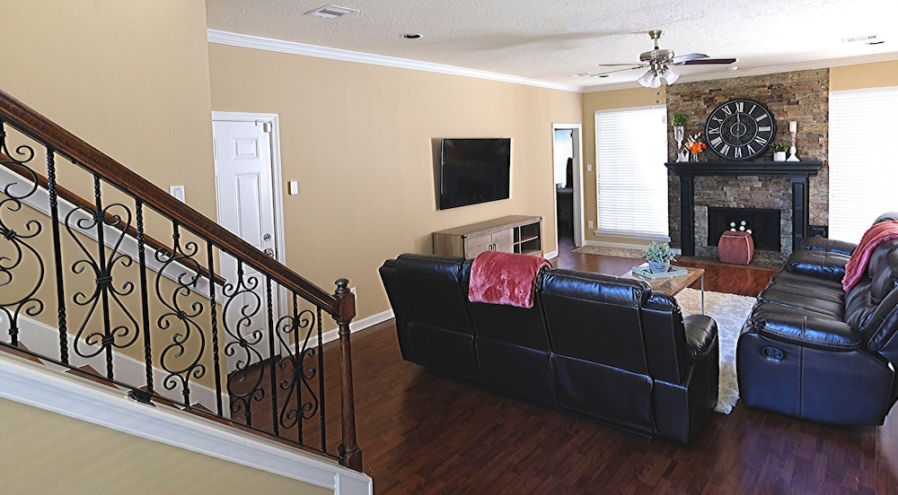 6Bdrm 3.5Bath 14Beds 2 Story Houston — hotel in Missouri City