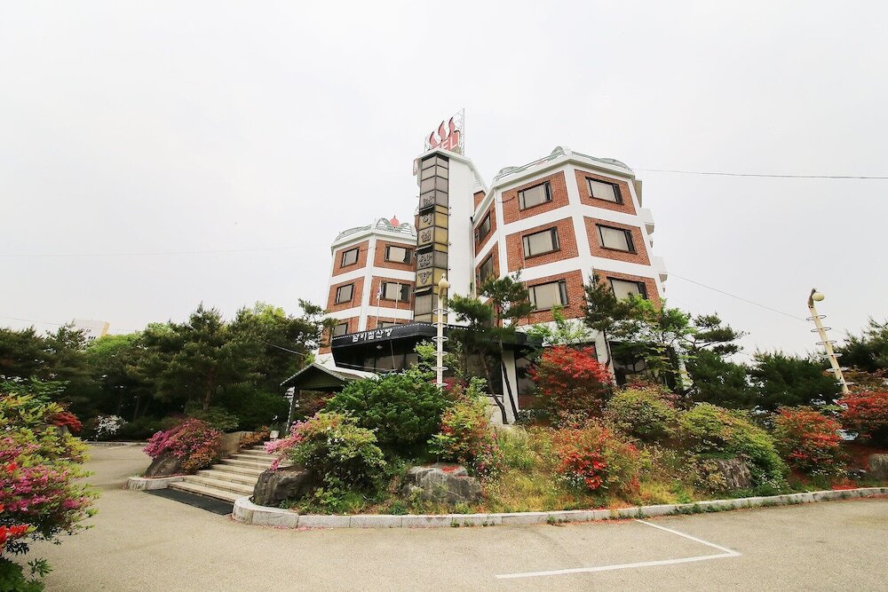 Gapyeong Namiseom Hotel in Gapyeong, South Korea