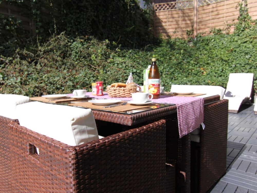 Villa Frisia 18 Comfortable Holiday Residence — 4-Star Luxury Hotel in Heringsdorf, Germany