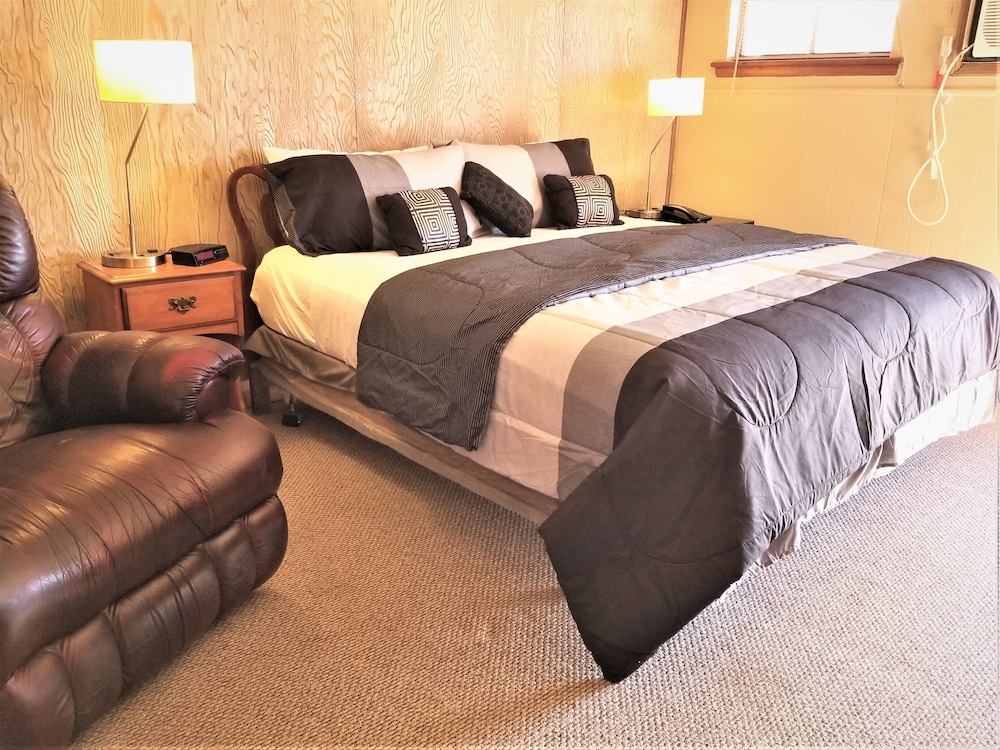 Duffer Motel - photo 28