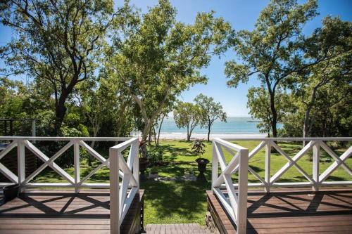 Cottonwood Beachfront Port Douglas — Port Douglas