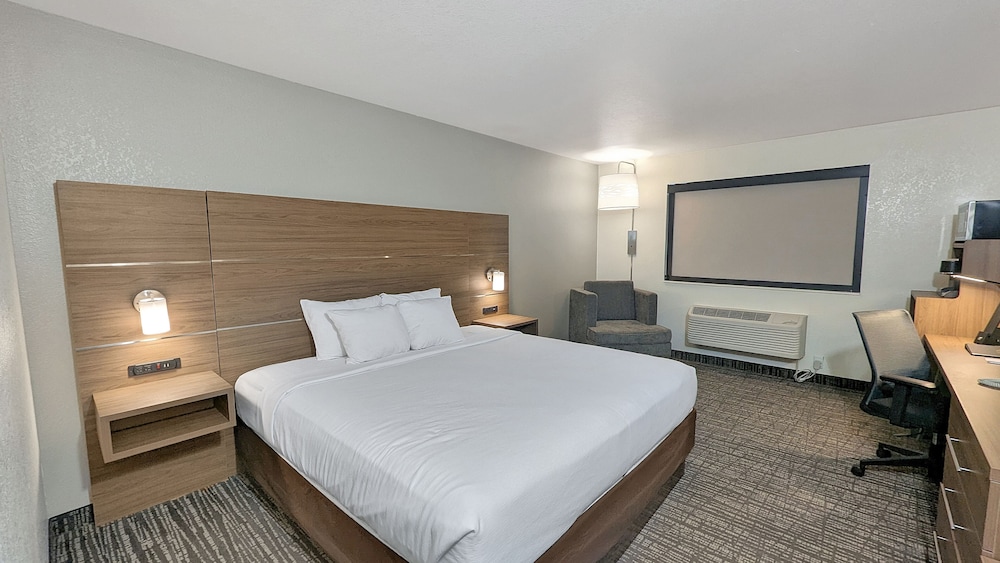 Estherville Hotel & Suites - photo 35
