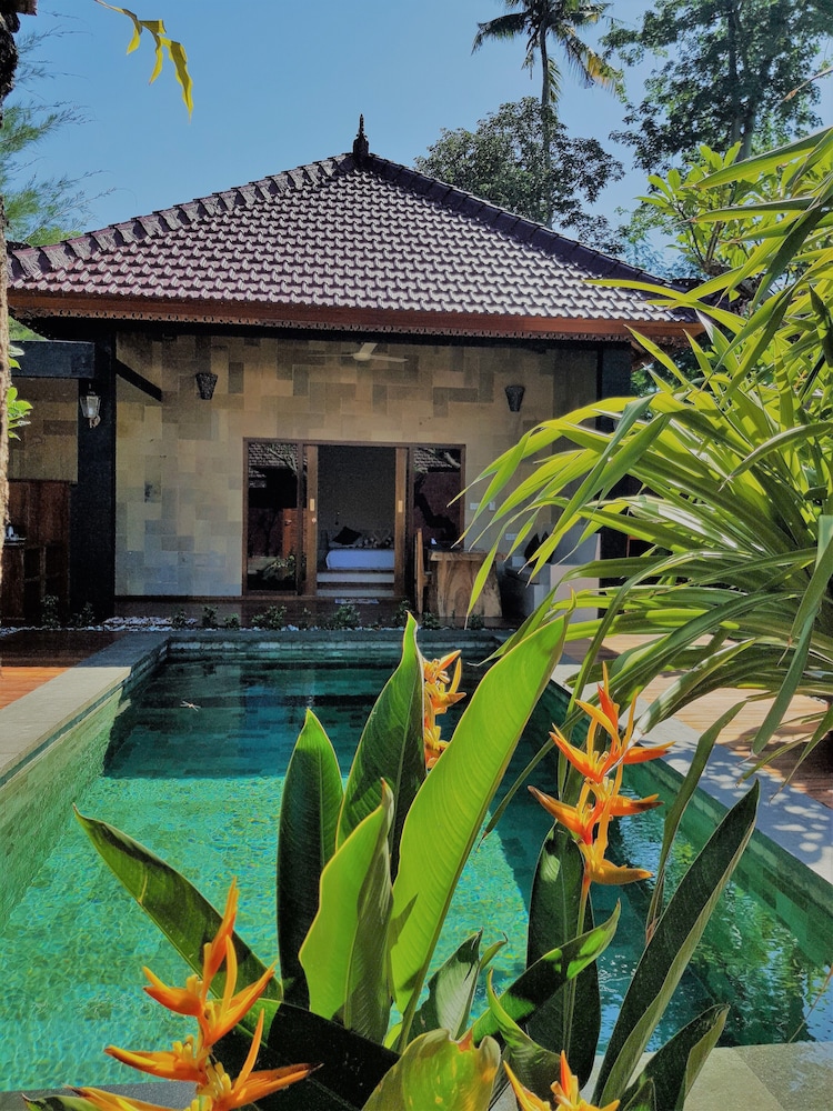 Taman Senang Private Pool Villas Gili Air — 4-Star Luxury Hotel in Senggigi, Indonesia