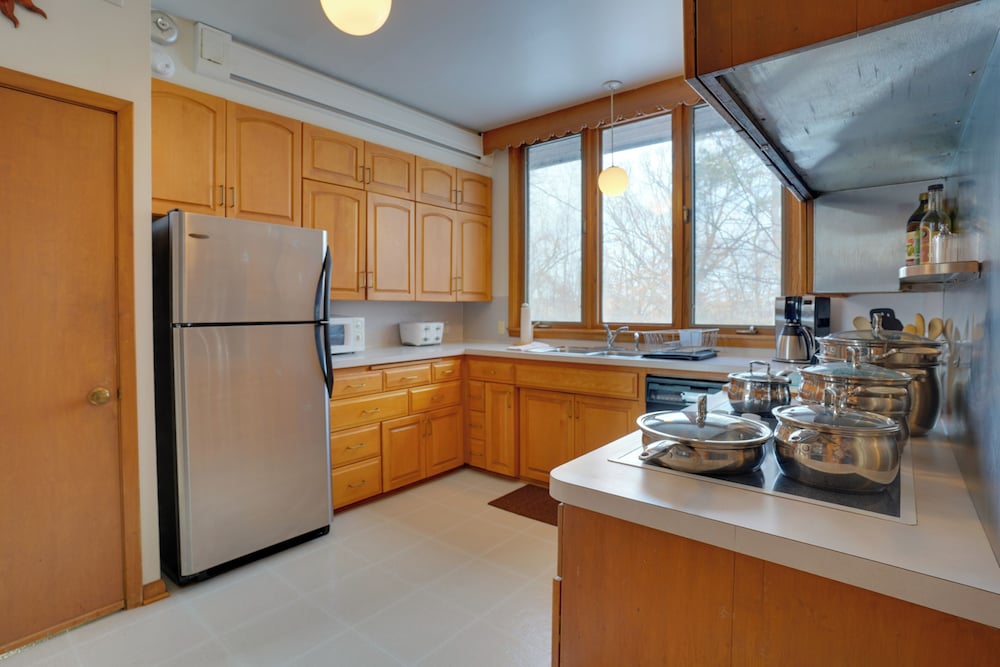 15 Mi to Downtown Minneapolis Retreat on 5 Acres — hotel in Hopkins
