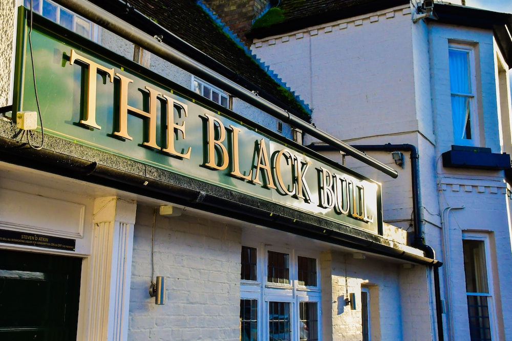 The Black Bull - carbon neutral hotel in Huntingdon
