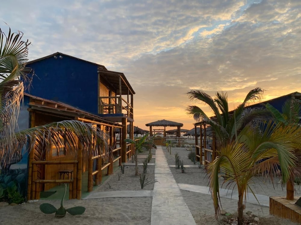 Un Dia Boutique Resort in Playas, Ecuador