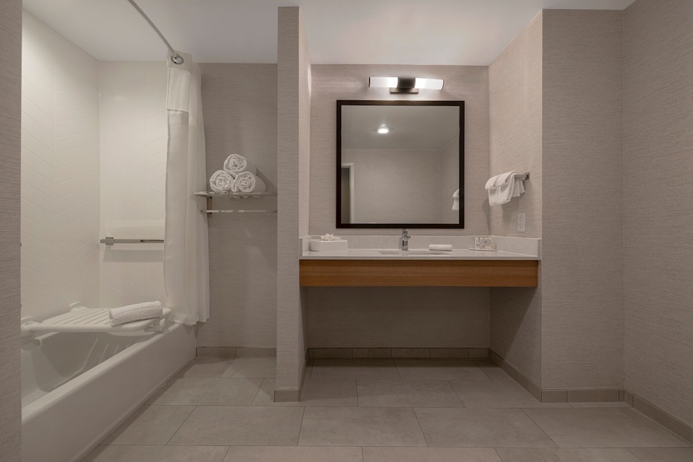 Fairfield Inn & Suites by Marriott Denver Airport at Gateway Park - photo 25