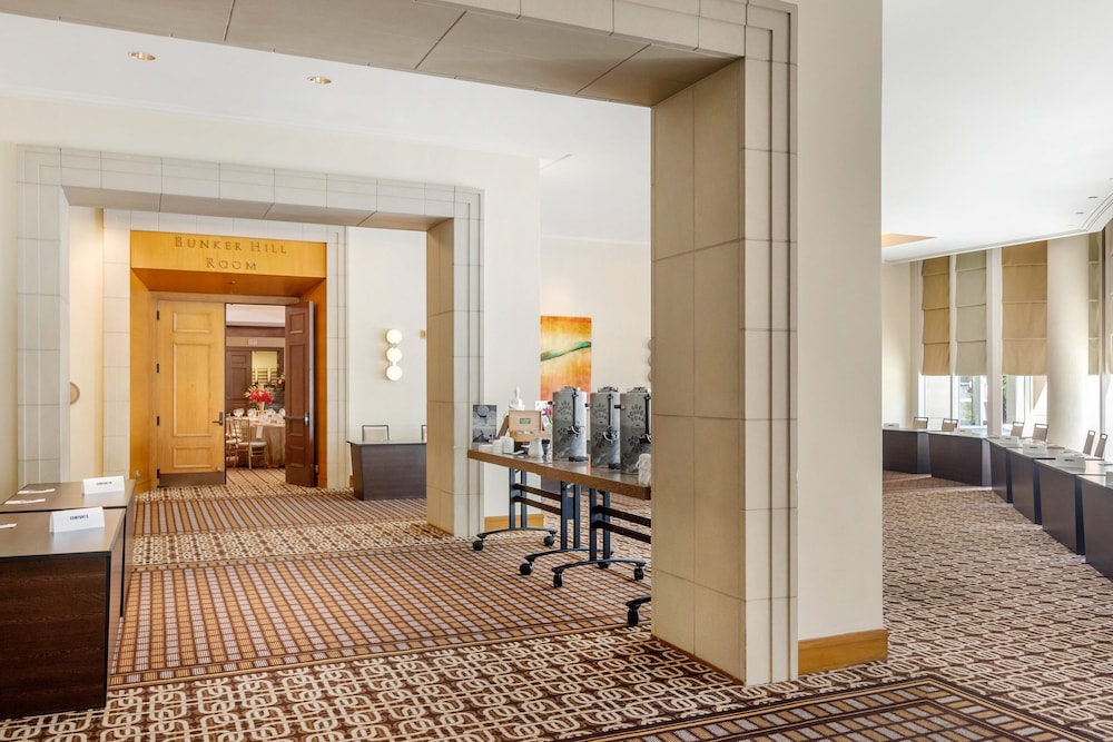Omni Los Angeles Hotel at California Plaza - photo 97